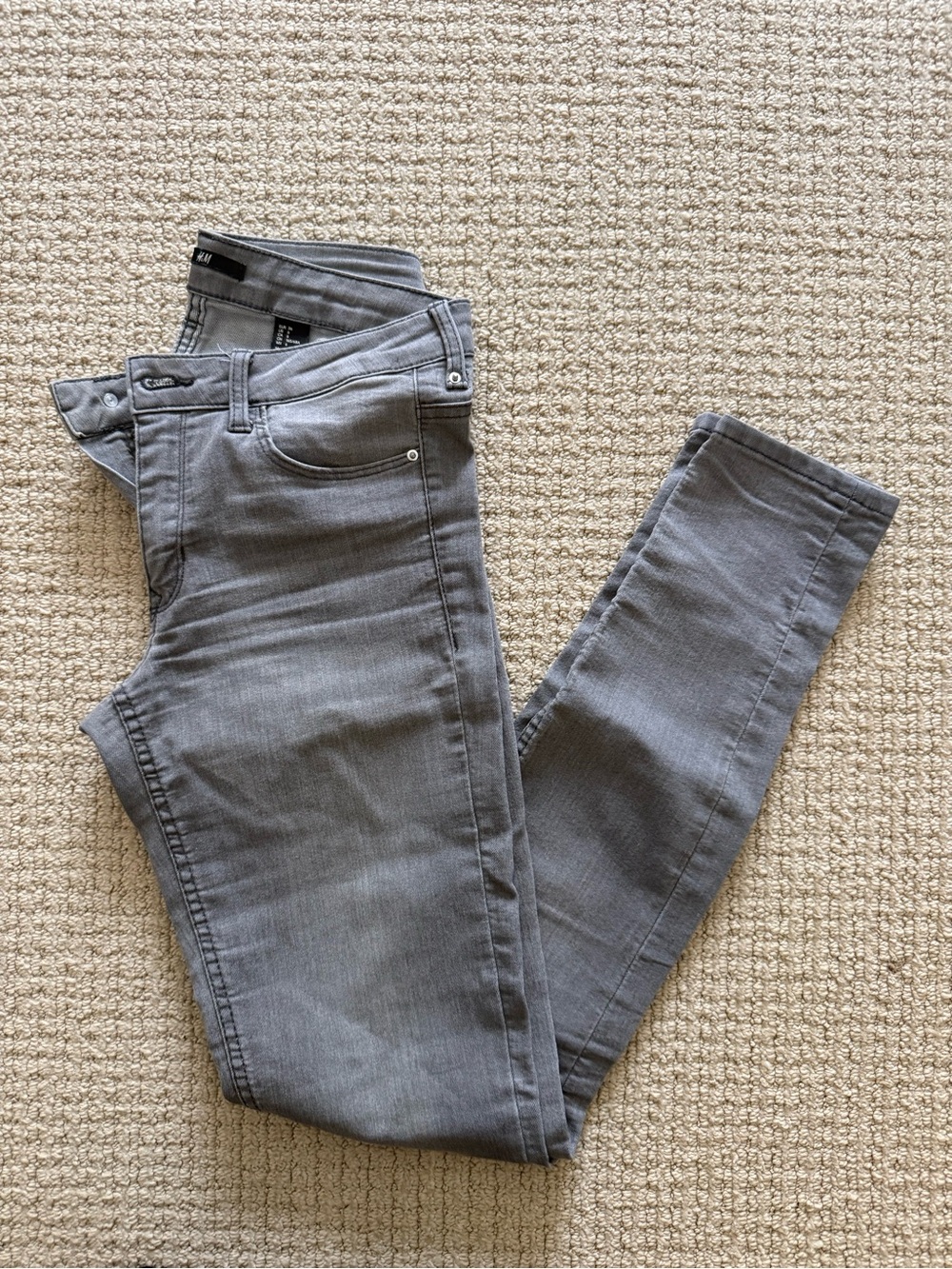 H&M Women's Gray Skinny Jeans